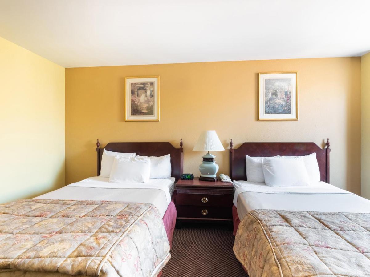 Mclure Hotel Wheeling Ngoại thất bức ảnh